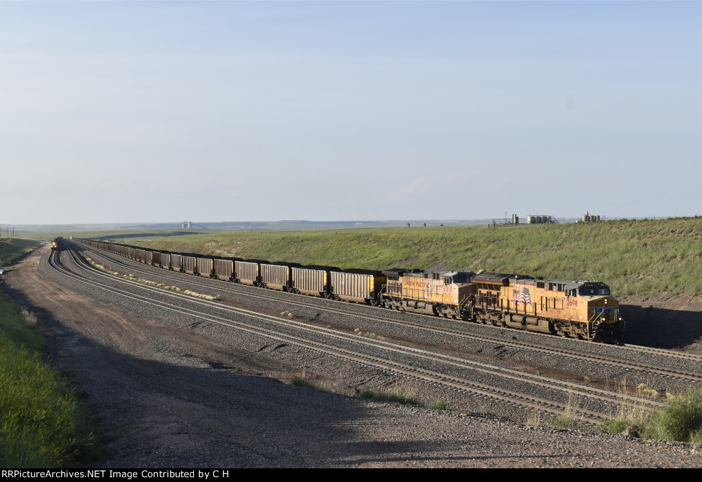 UP 2698/6510/BNSF 9752